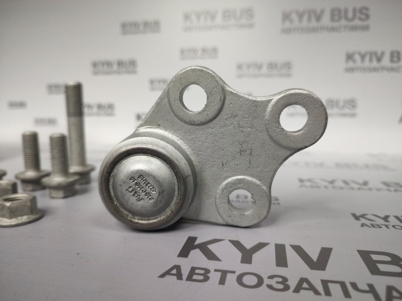 Опора кульова передня/знизу [W639] MB Vito 03-