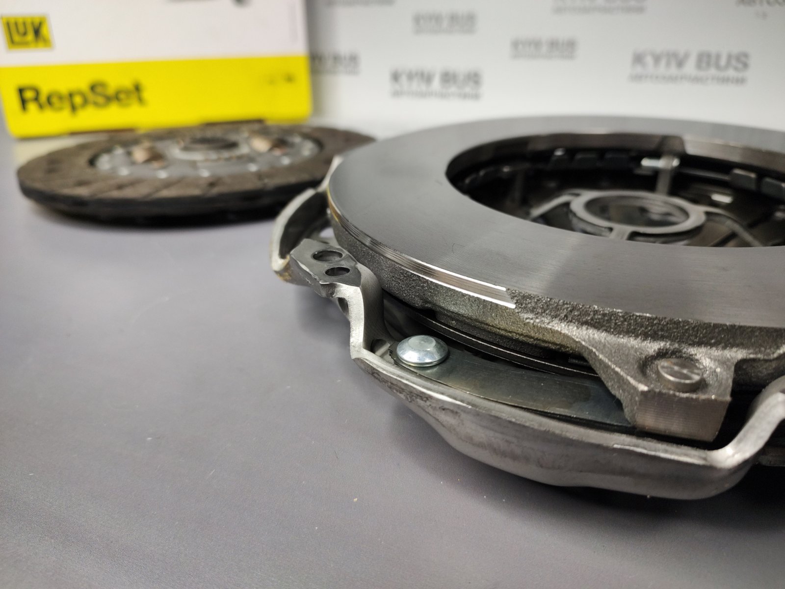 Комплект зчеплення MB Sprinter 906 / OM651 / 2.2CDI  09-, d=240mm