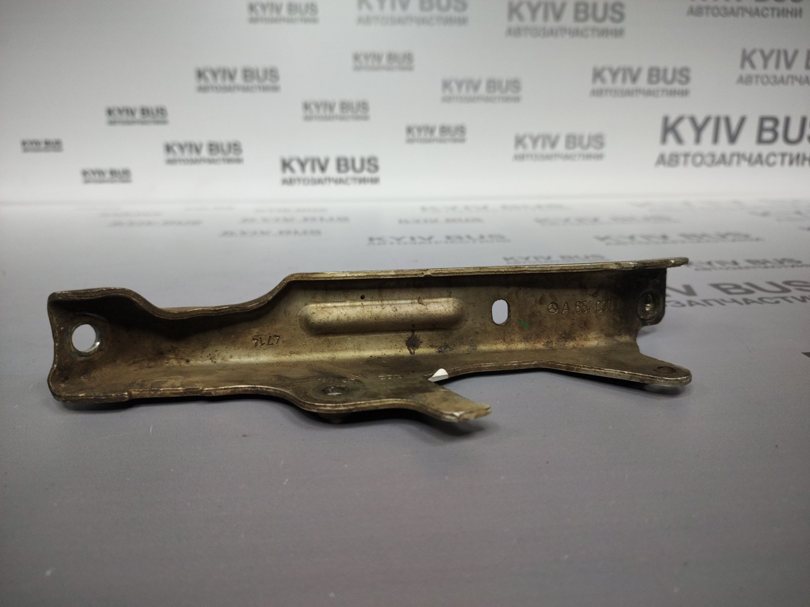 Кронштейн кріплення теплообмінника [EGR] ОМ651 MB Sprinter 906/VITO W639/W447 [б/в]