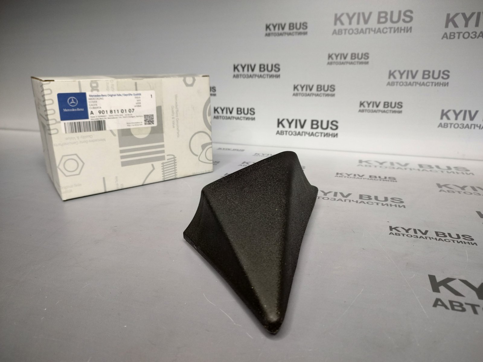 Куточок молдинга дзеркала заднього виду MB Sprinter 96-06 [ R ]