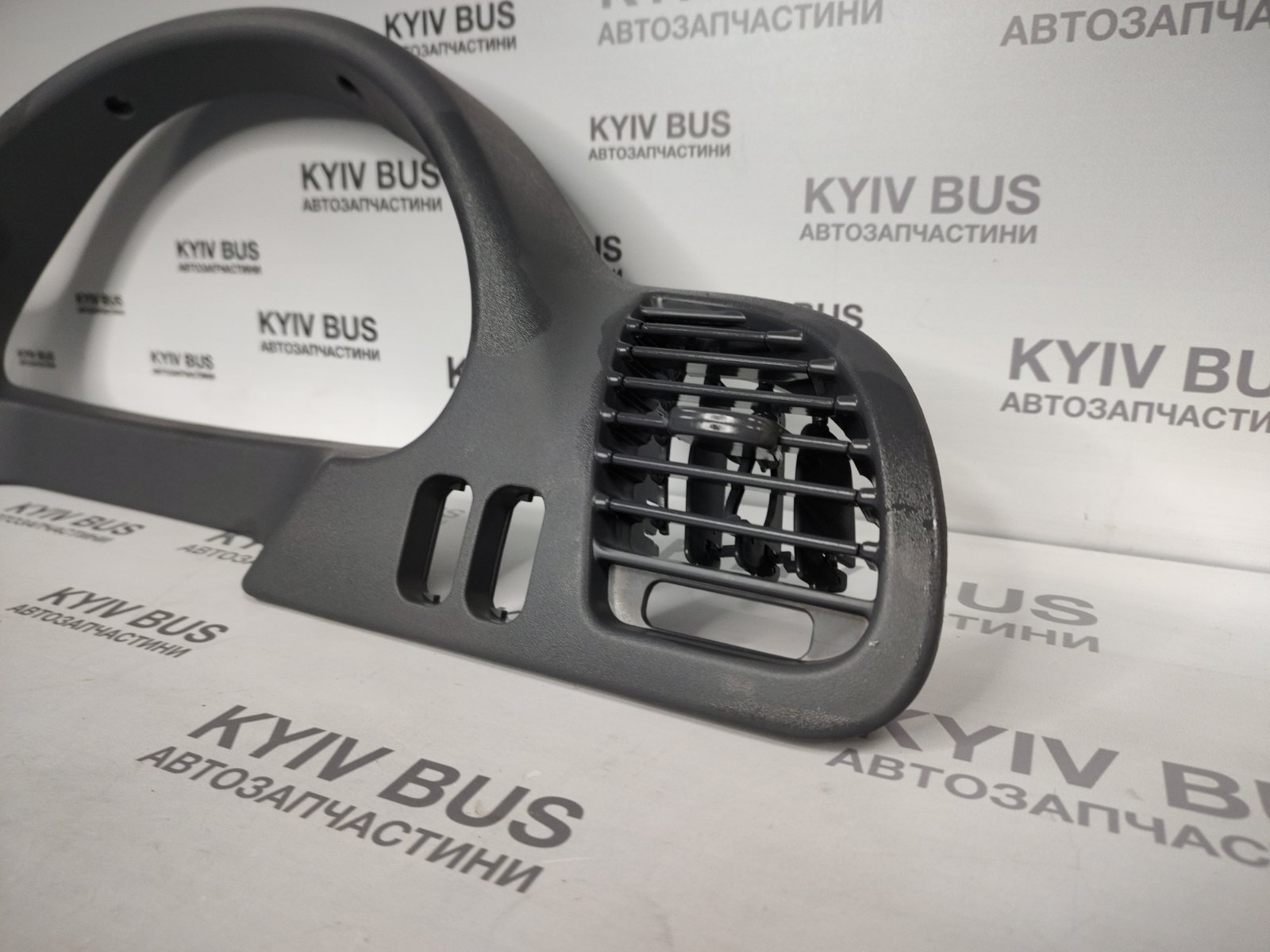 Накладка передньої панелі, ТОРПЕДО, з дефлекторами MB Sprinter 903 CDI [ L , Водійська ]