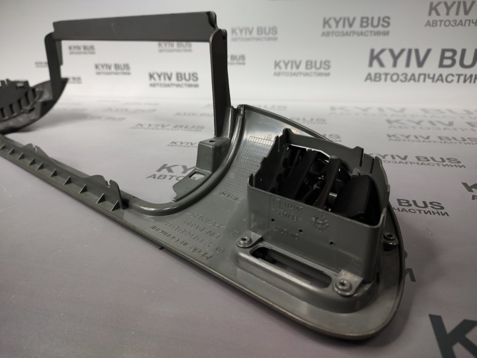 Накладка передньої панелі, ТОРПЕДО, з дефлекторами MB Sprinter 903 CDI [ R , Пасажирська ] [б/в]