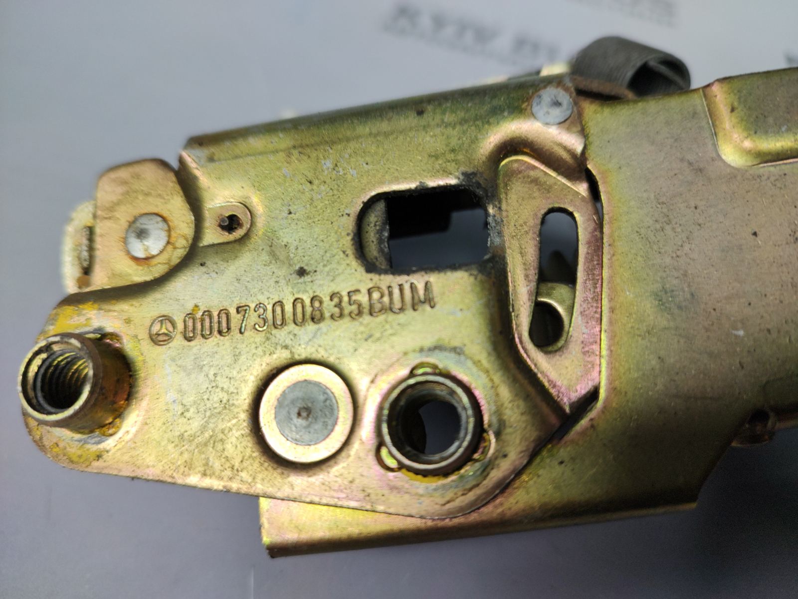 Замок двері 12V [б/в]