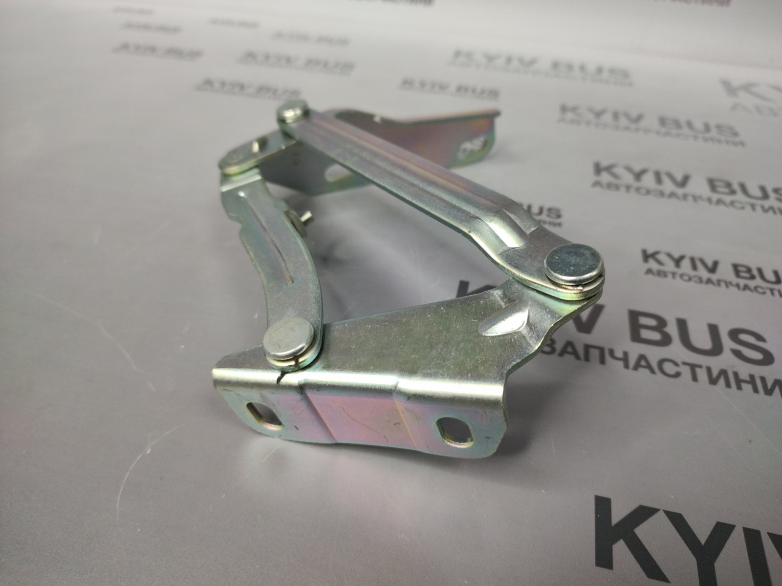 Петля капоту MB Sprinter 906 [ R ]