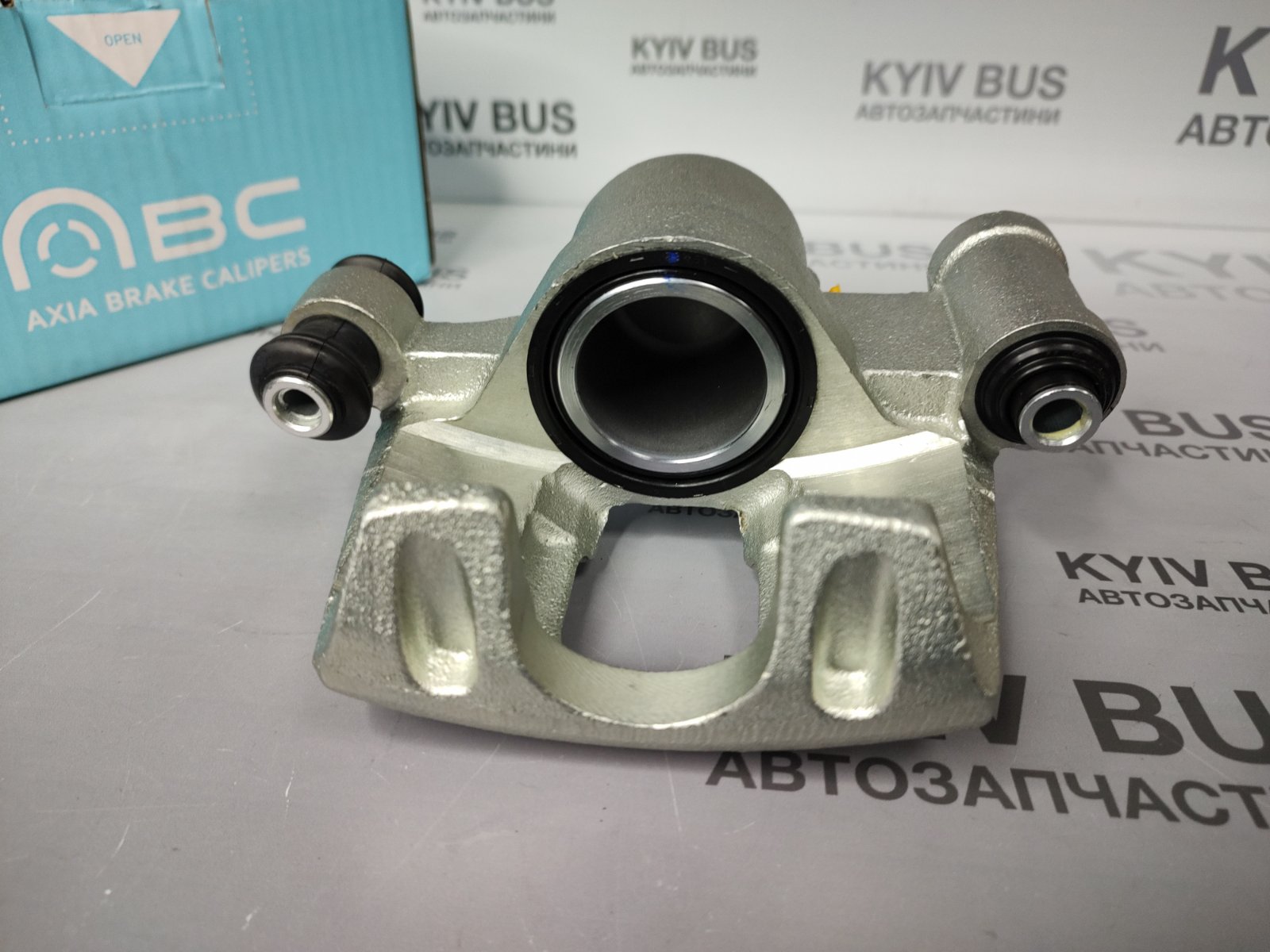 Супорт гальмівний задній [ R ] MB Sprinter 208-316/VW LT 28-35  -06 [ W903 BOSCH 52mm]