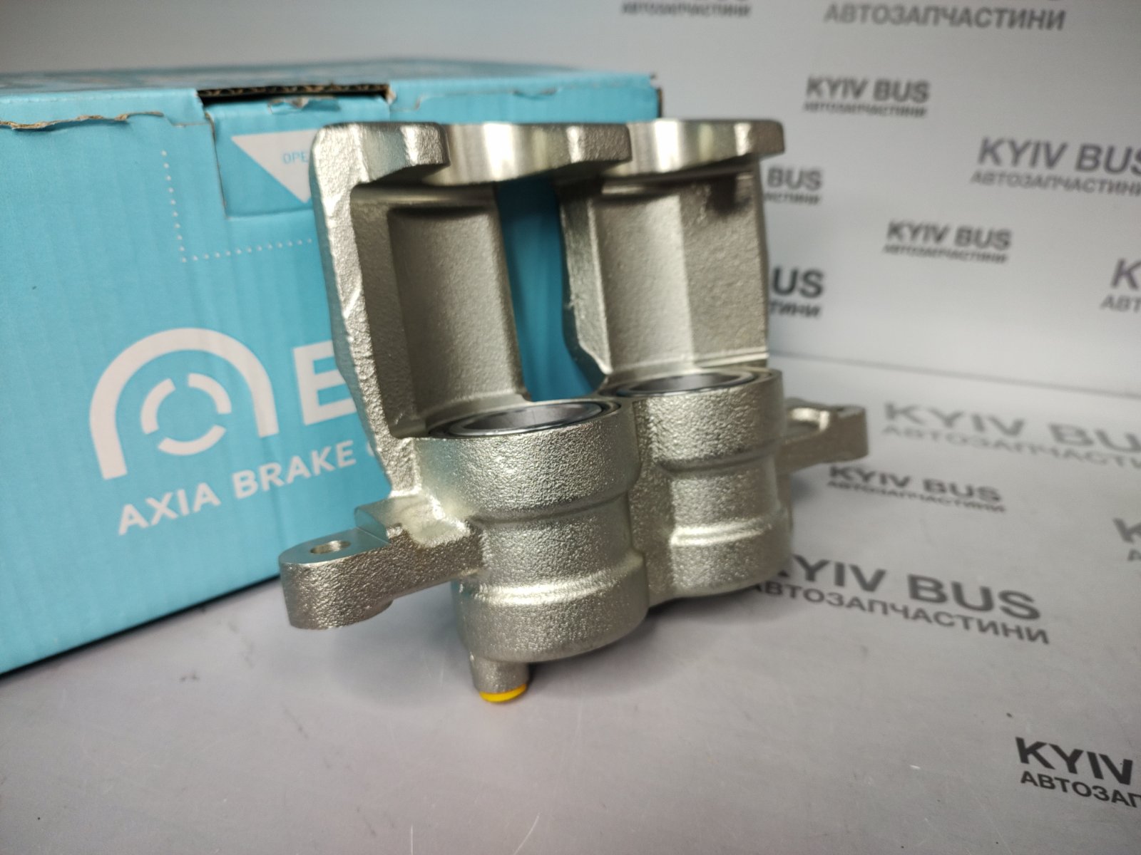 Супорт гальмівний передній [ R ] MB Sprinter 411-519/VW Crafter 30-50 [ W906 СПАРКА / Brembo 52mm]