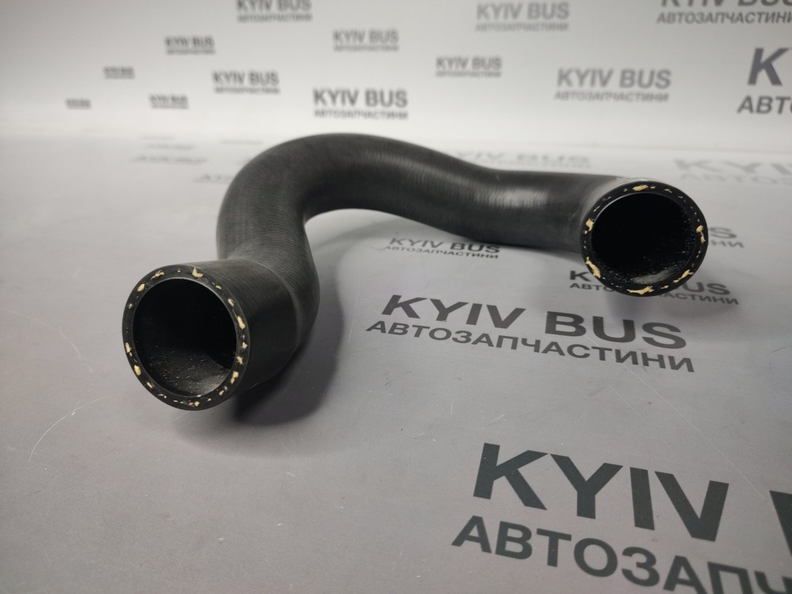 Патрубок системи охолодження від ДВЗ до радиатору CRAFTER 2.5TDI / 06-16