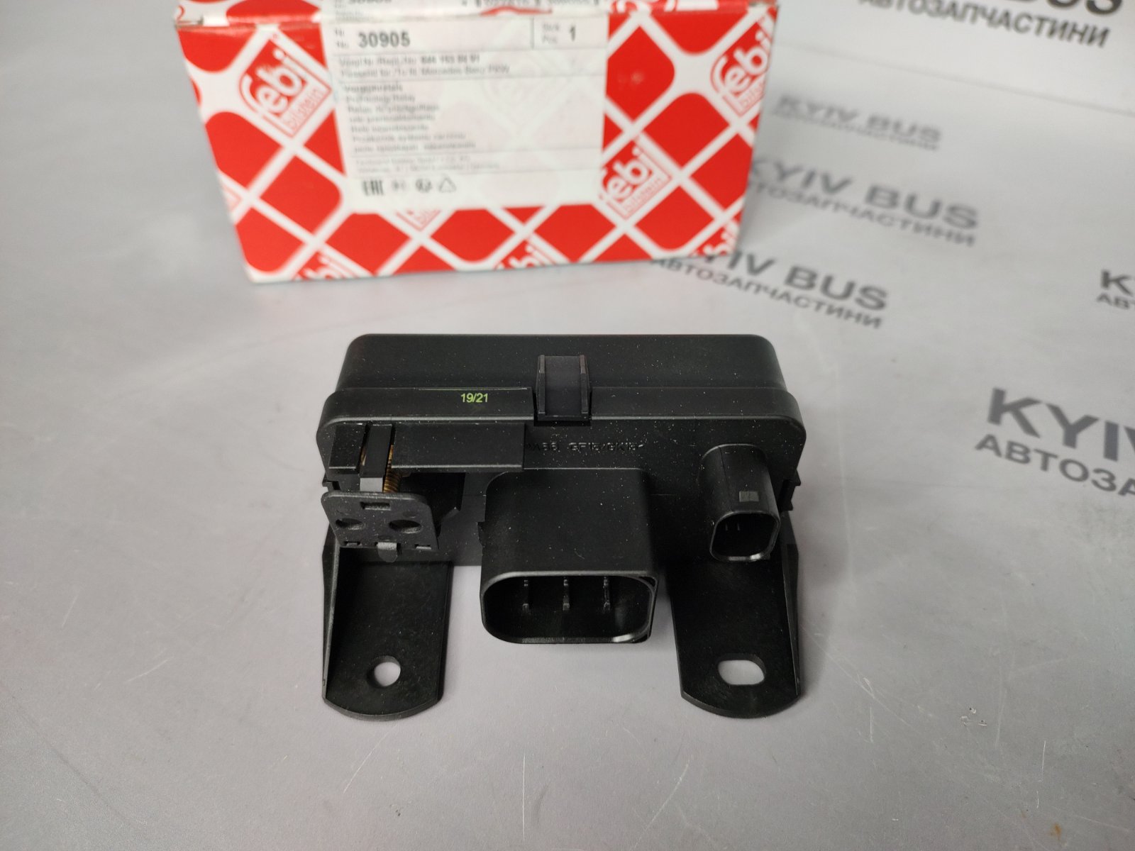 Реле свічок розжарювання MB Sprinter 2.2CDI OM611 00-06