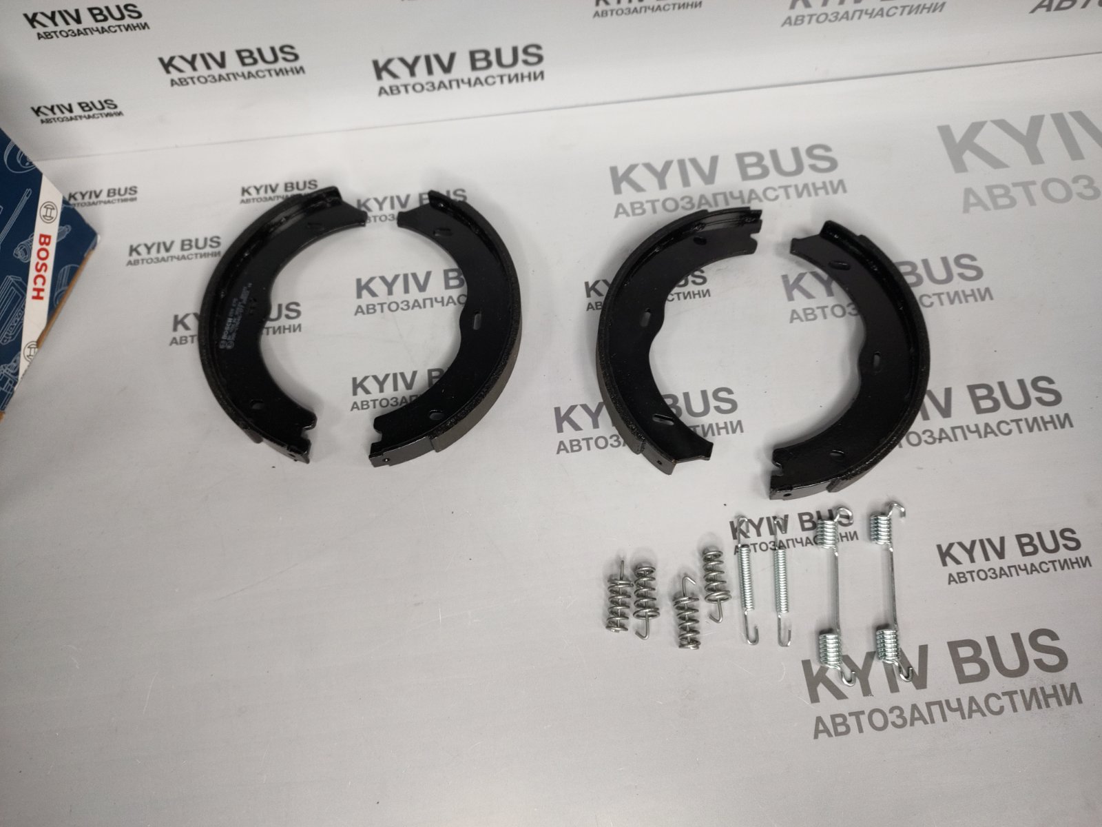 Колодки стоянкового гальма MB Vito [W639] 03- / З пружинами /