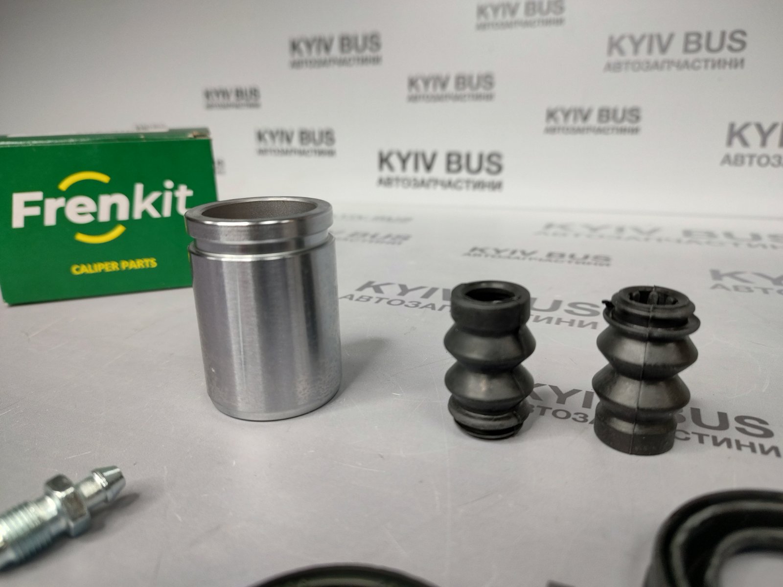 РК супорта зад [W639] MB Vito 03- [d=38mm, + поршень, BOSCH ]