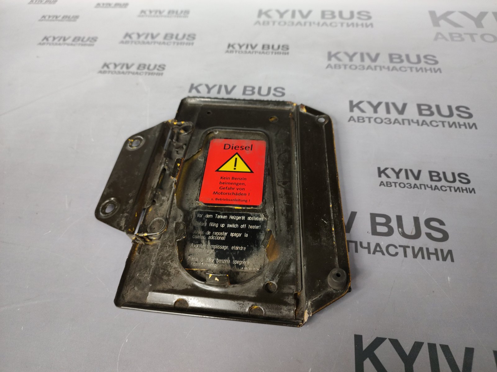 Лючок паливного баку W903 / VW LT [б/в]