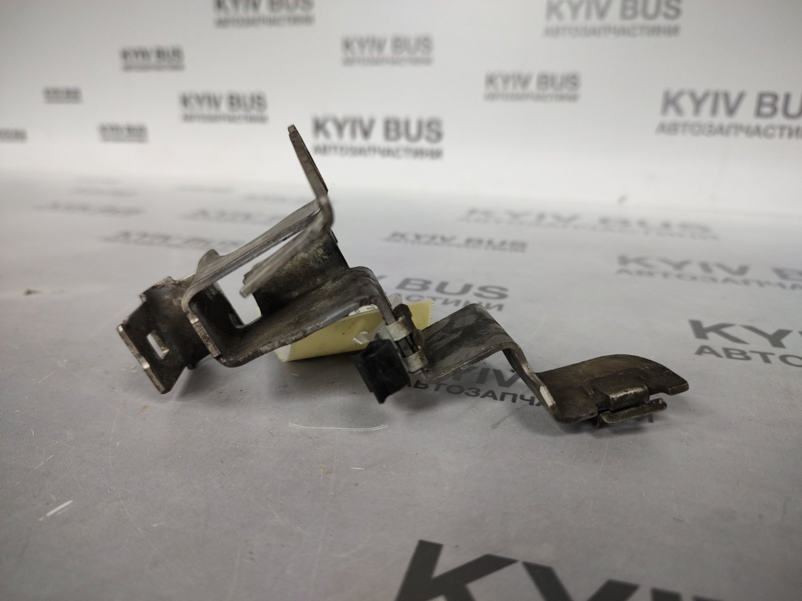 Кронштейн [на колект. над. повітря] OM651/MB 906/VITO W639/447