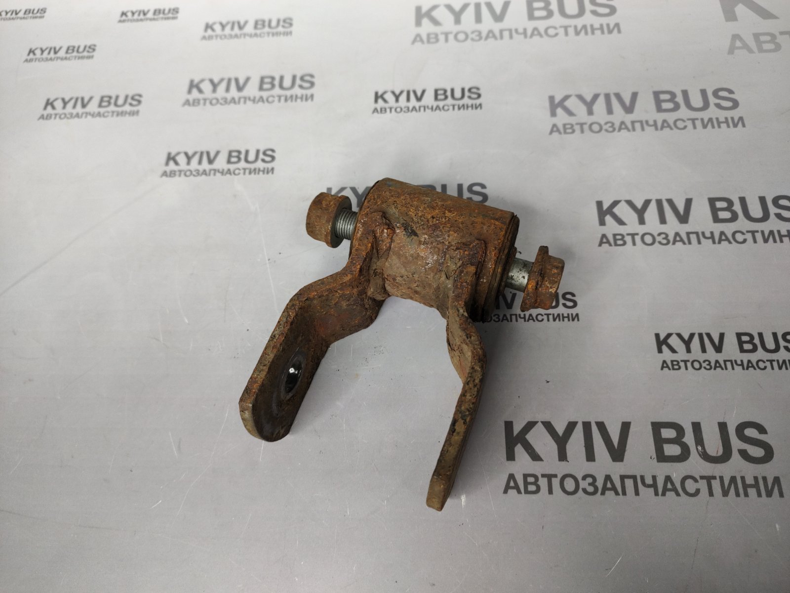 Серга ресори задньої MB Sprinter W904 / VW LT 46 [б/в]