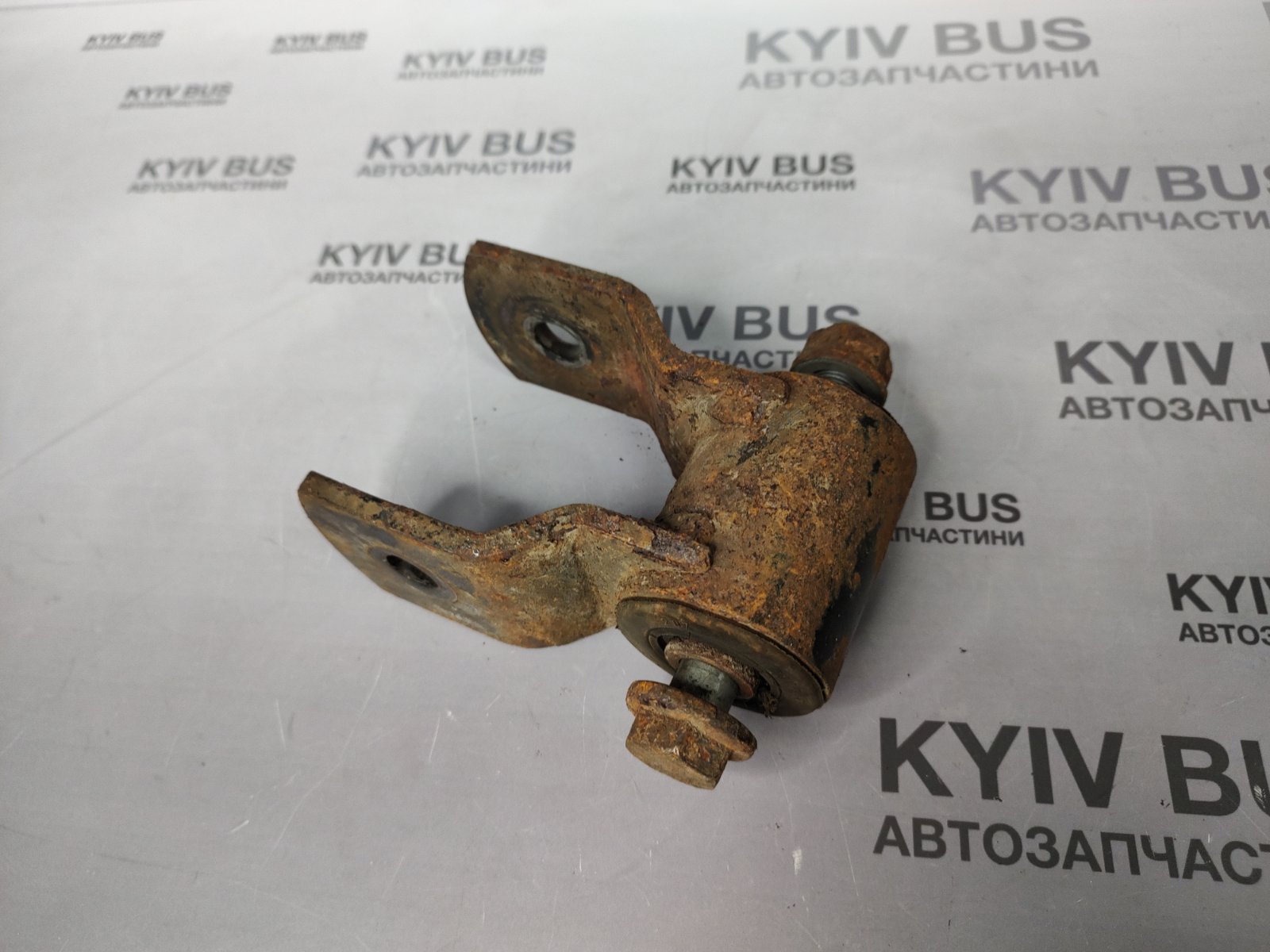 Серга ресори задньої MB Sprinter W904 / VW LT 46 [б/в]